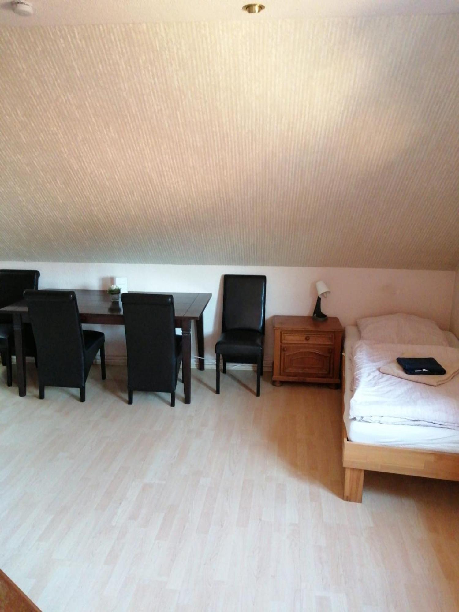 Hotel-Garni "Zum Loewen" Бад Фрайнвалде Екстериор снимка